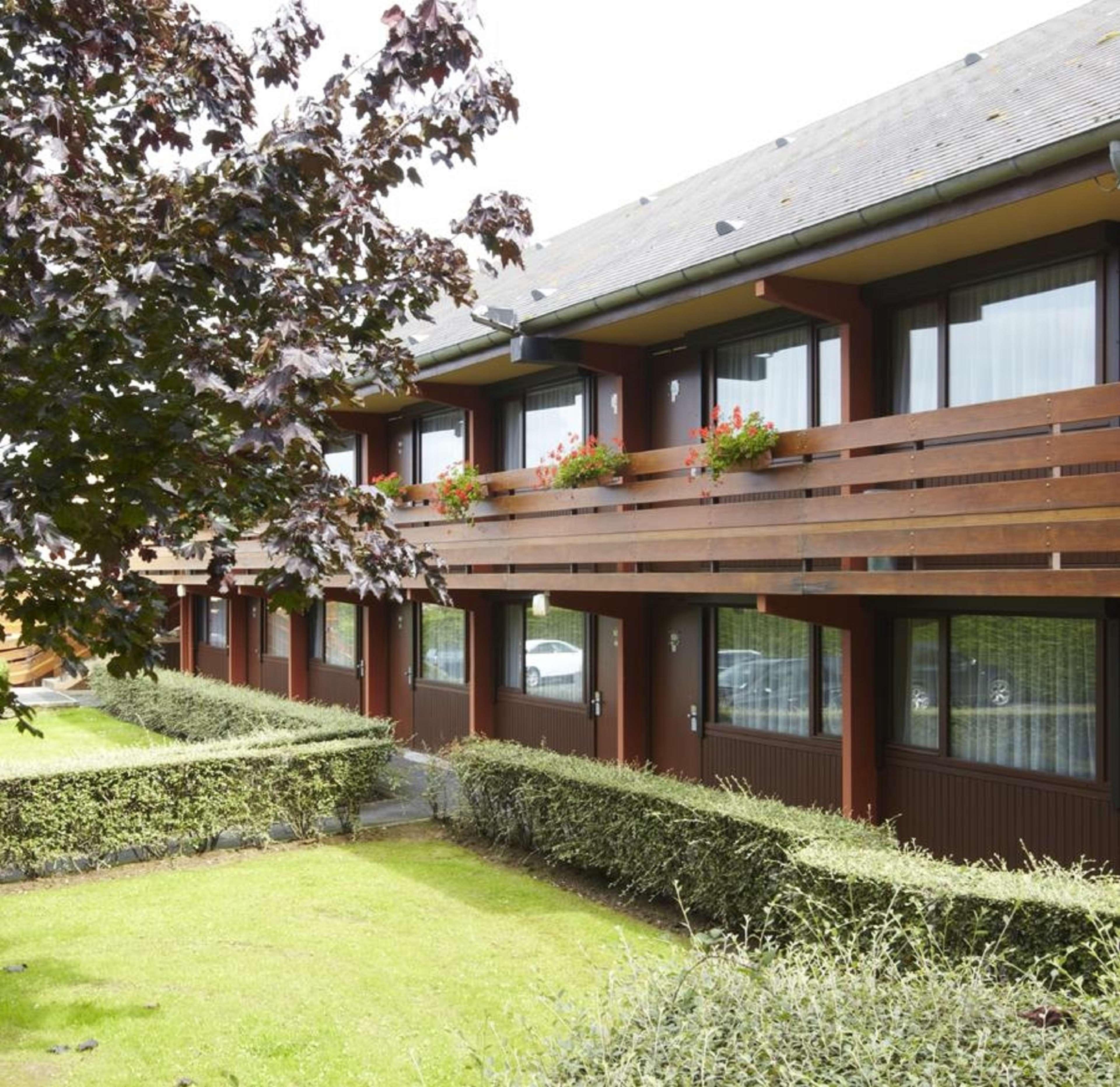 Kyriad Honfleur - La Riviere Saint Sauveur Экстерьер фото