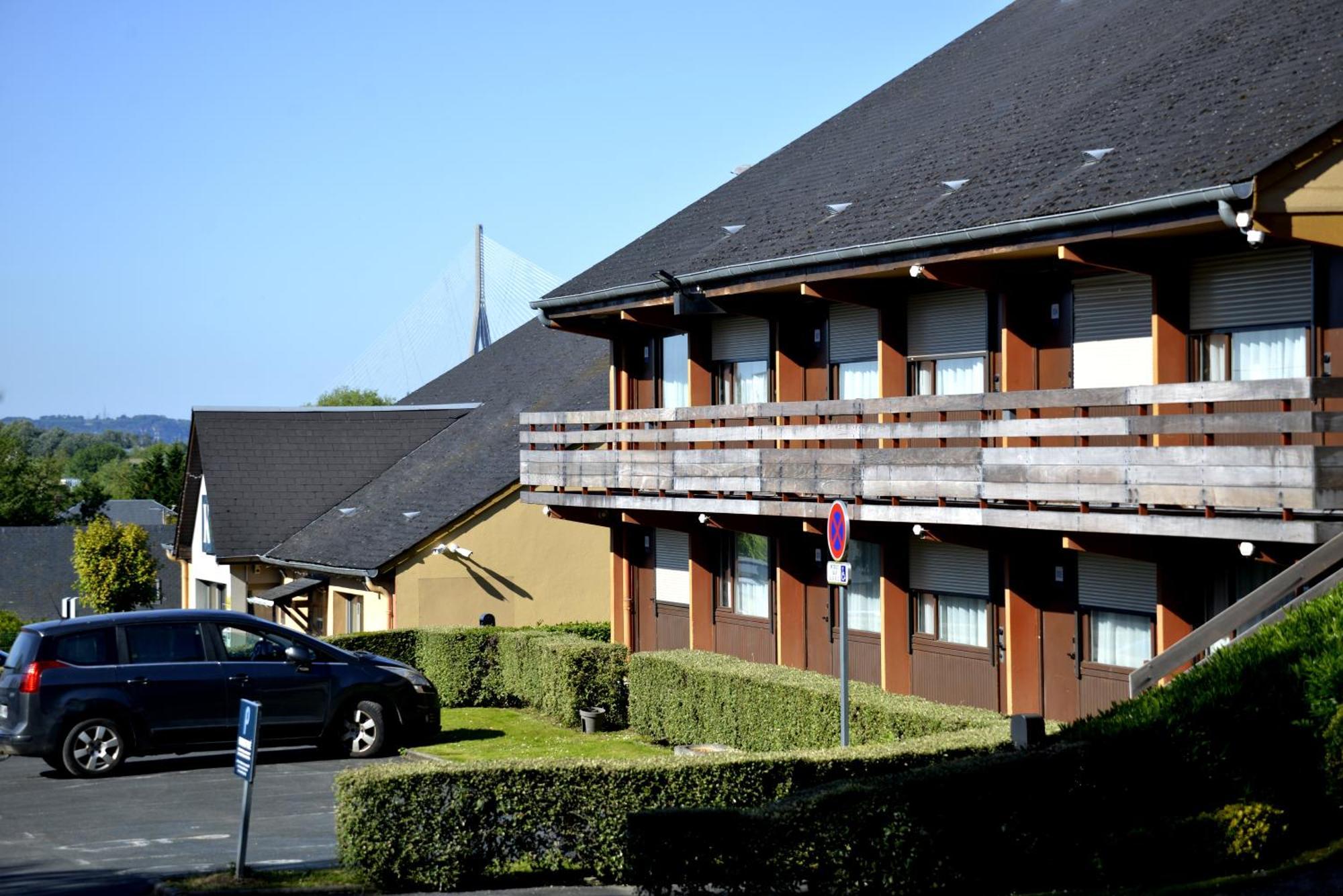 Kyriad Honfleur - La Riviere Saint Sauveur Экстерьер фото